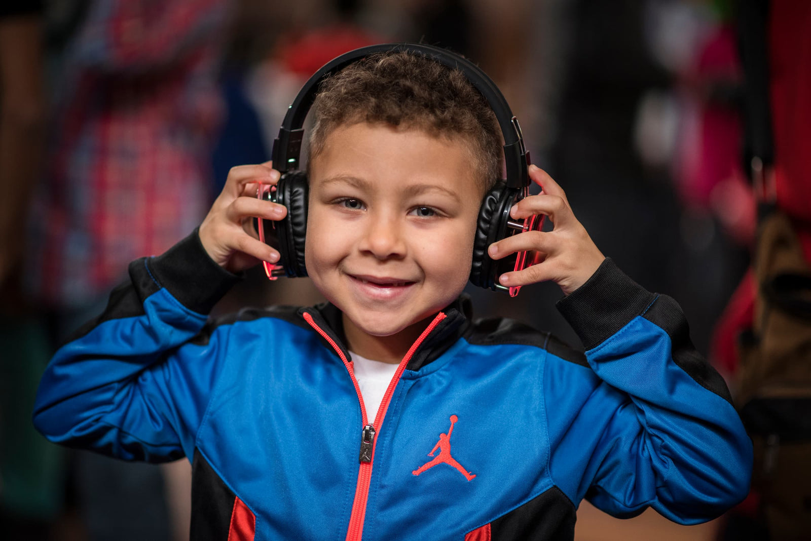 Unlock Joy: Silent Discos - A Sensory-Friendly Party Solution for Your Neurodivergent Child