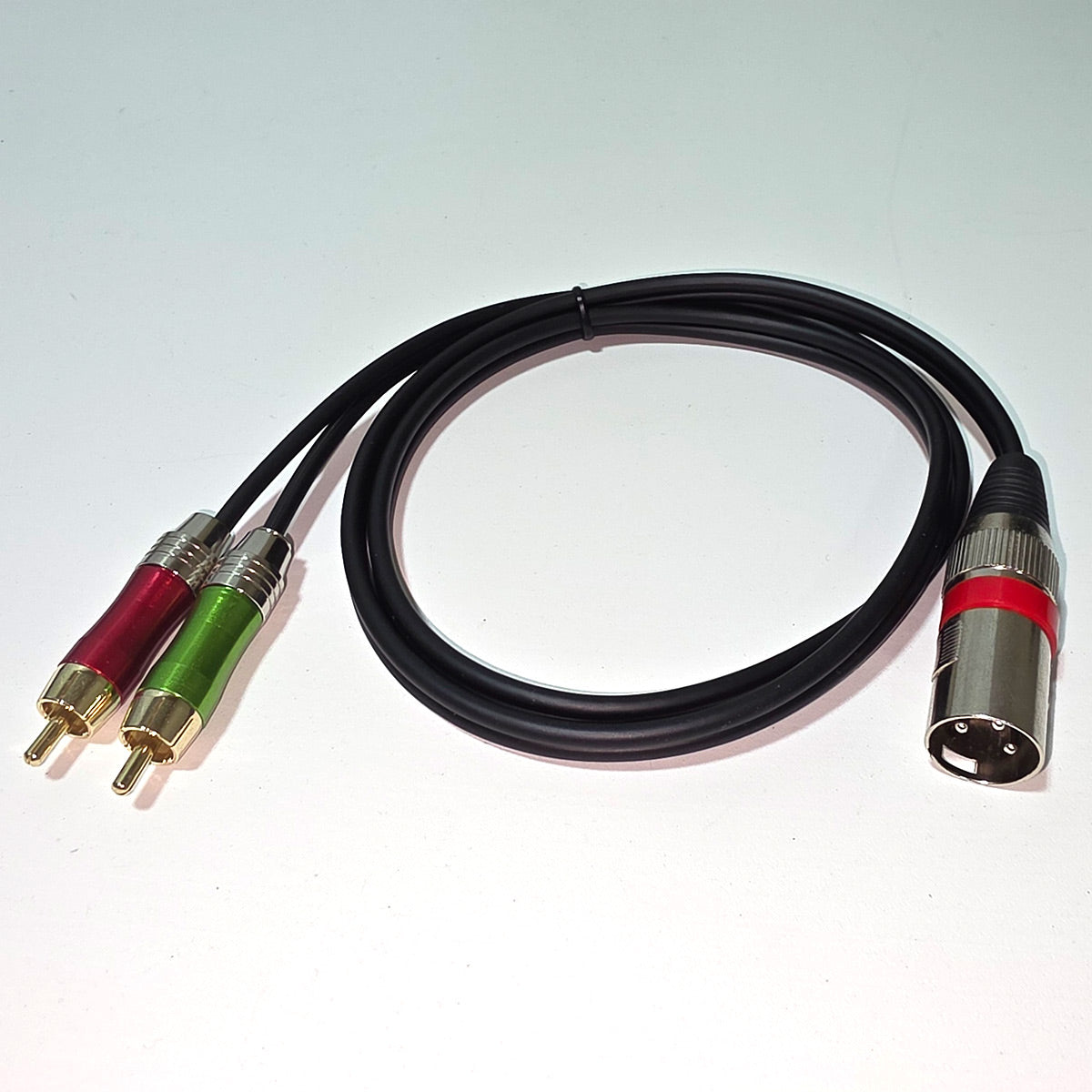 XLR Male to 2 x RCA Male Y Splitter Patch Cable (3.5 ft) – 3-Pin XLR to Dual RCA Stereo Audio Adapter for DJ Controllers, Mixers, Amplifiers, and Home Theater Equipment